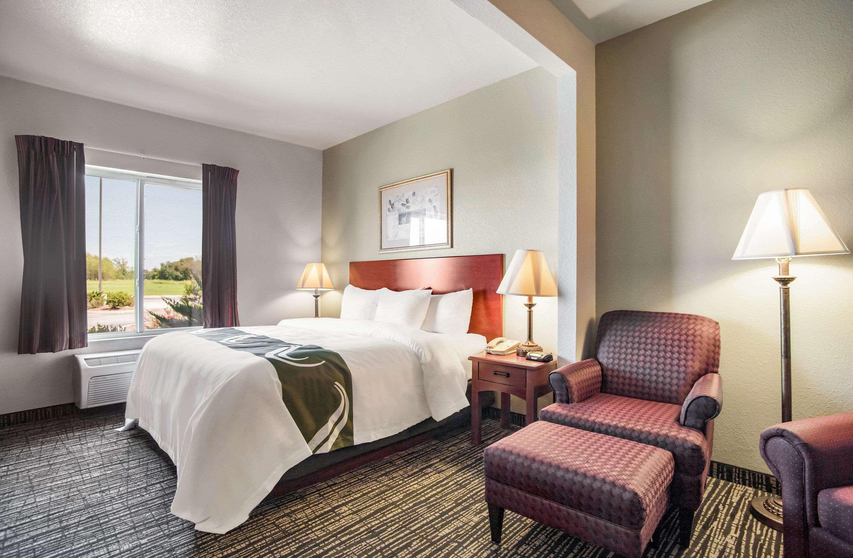 Quality Inn Parsons North Exterior photo