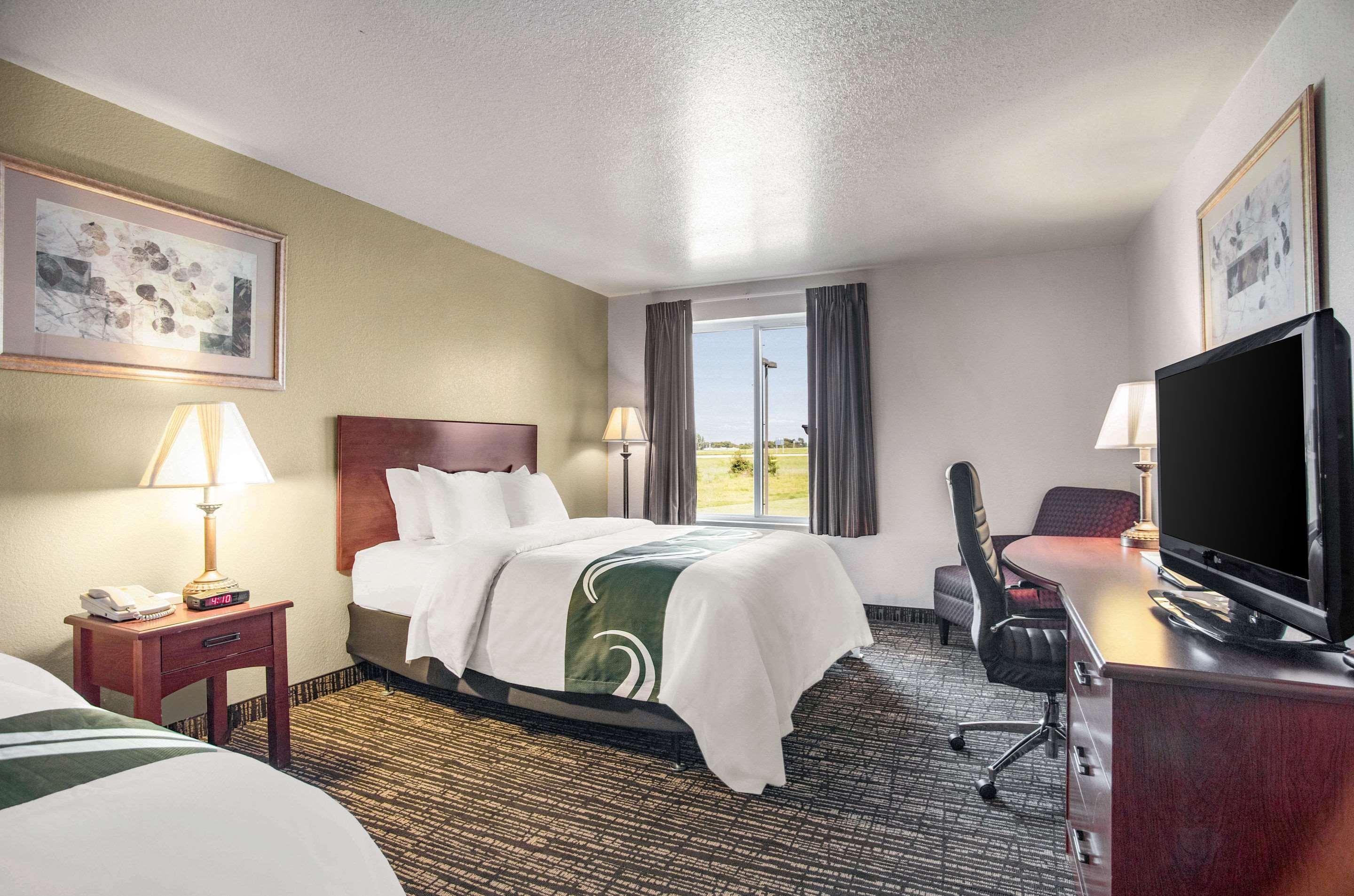 Quality Inn Parsons North Exterior photo