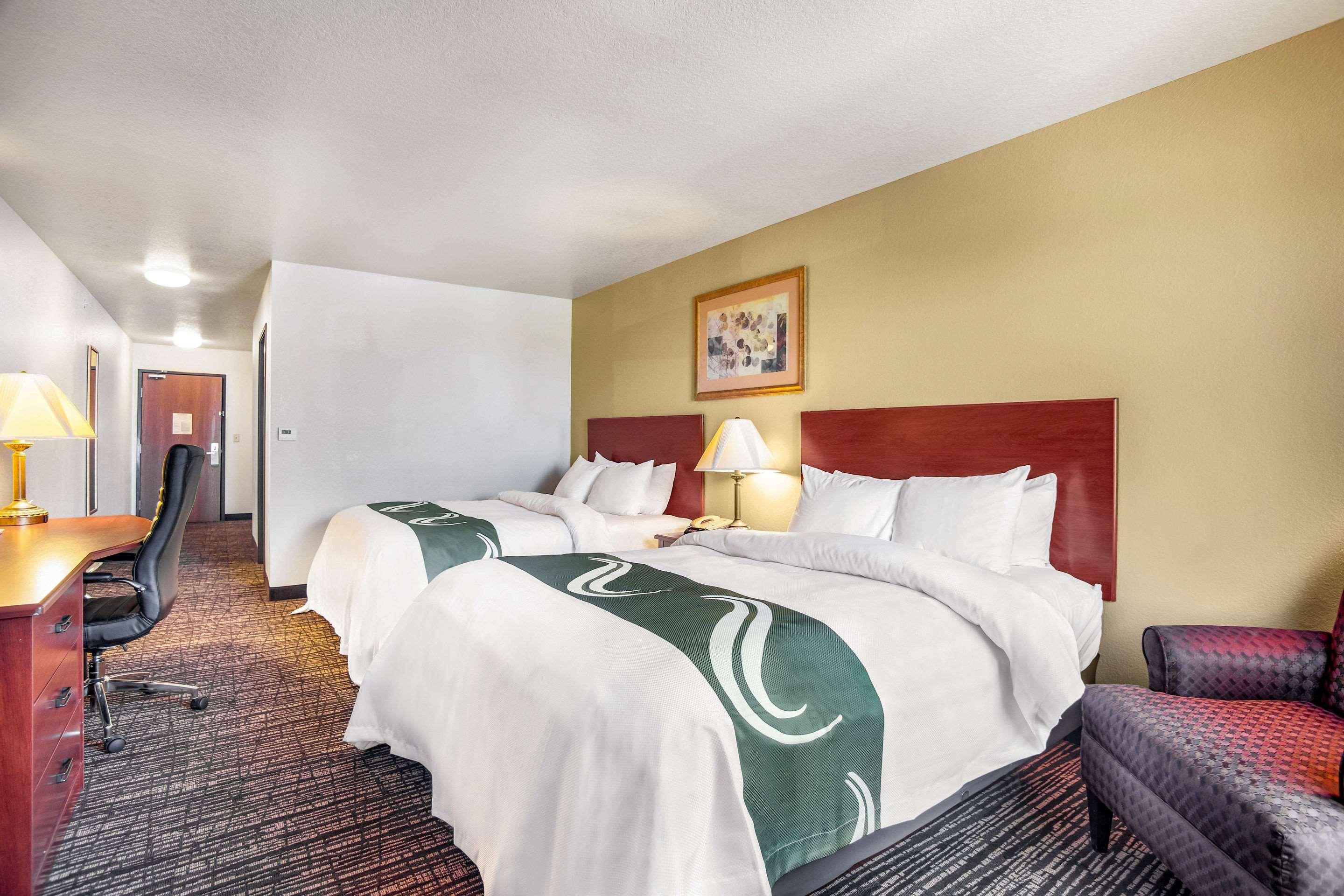 Quality Inn Parsons North Exterior photo