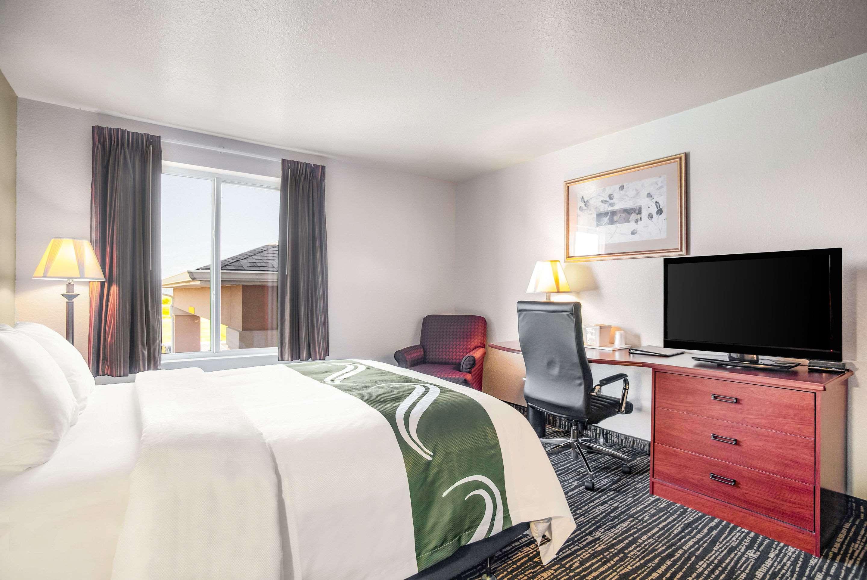 Quality Inn Parsons North Exterior photo