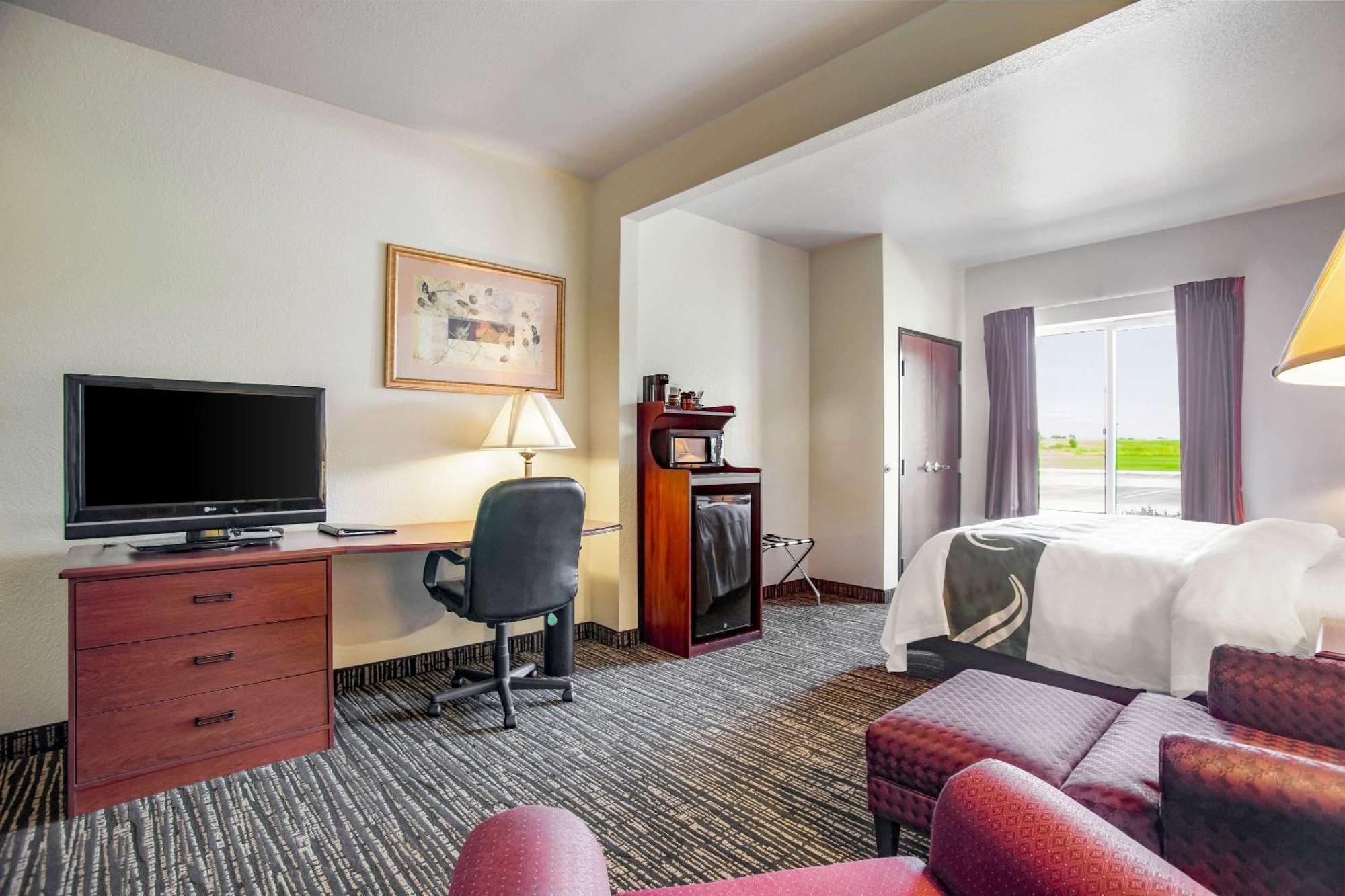Quality Inn Parsons North Exterior photo