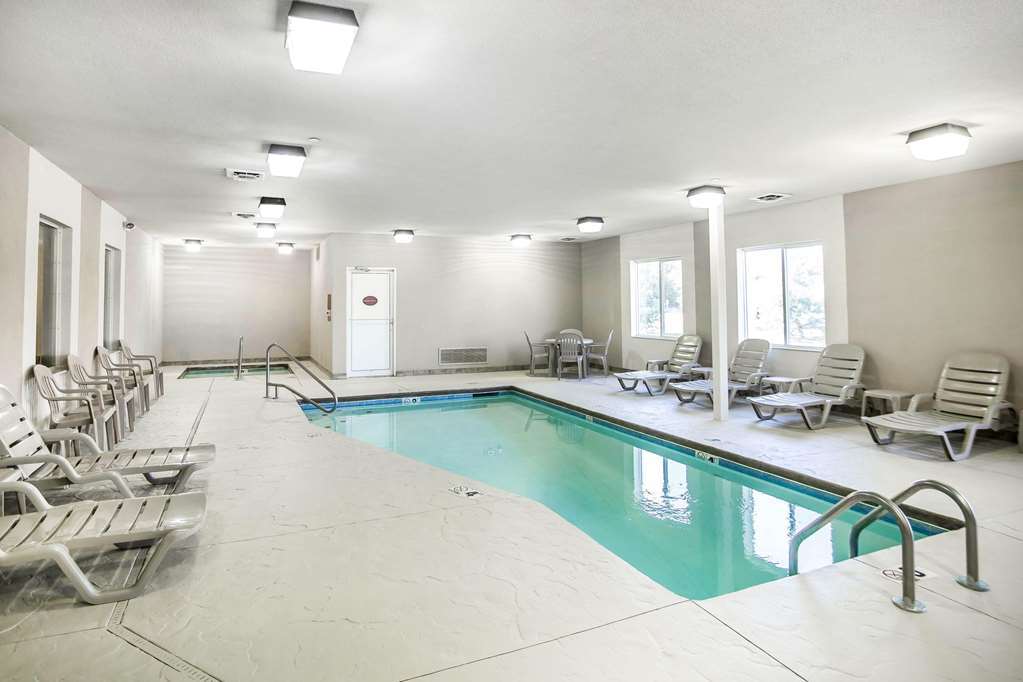 Quality Inn Parsons North Facilities photo